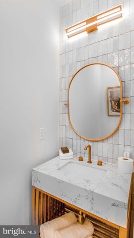 $2,298,999 | 2025 North Emerson Street, Arlington, VA 22207