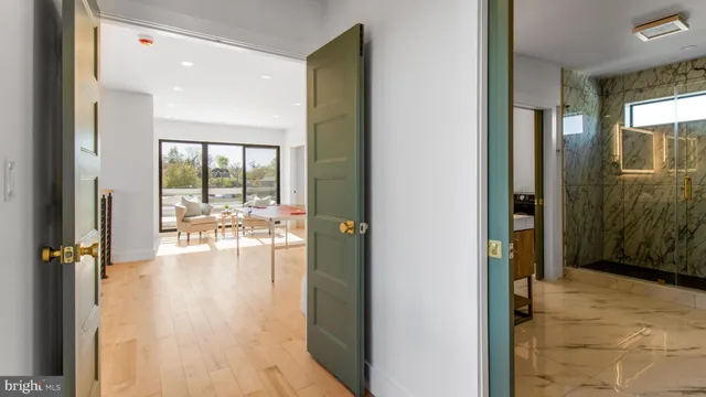 $1,950,000 | 2025 North Emerson Street, Arlington, VA 22207