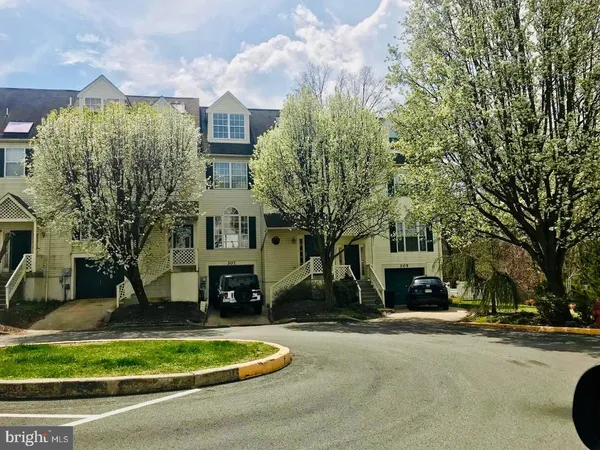$3,300 | 307 Thyme Lane, Philadelphia, PA 19128