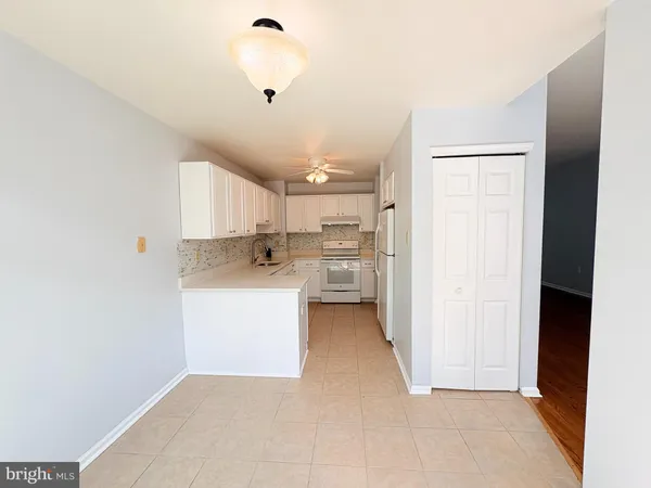 $3,300 | 307 Thyme Lane, Philadelphia, PA 19128