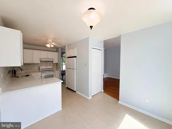 $3,300 | 307 Thyme Lane, Philadelphia, PA 19128