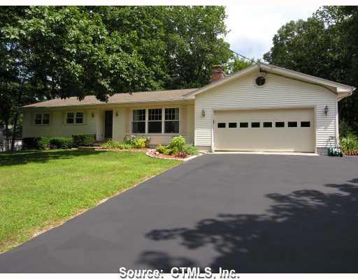 17 Dellwood Road Norwich, CT 06360 - Photo 1 of 1 Gallery Image 1