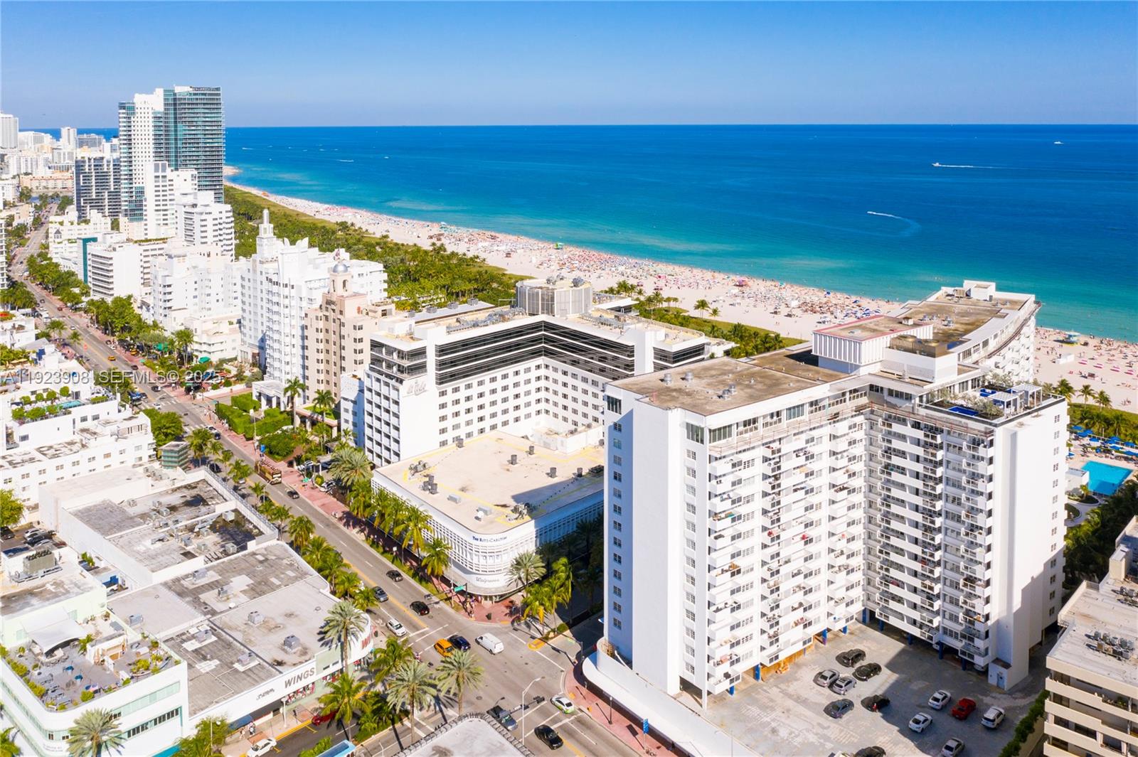 100 Lincoln Road, Unit 1515 Miami Beach, FL 33139 - Photo 21 of 23 a view of a balcony with city view