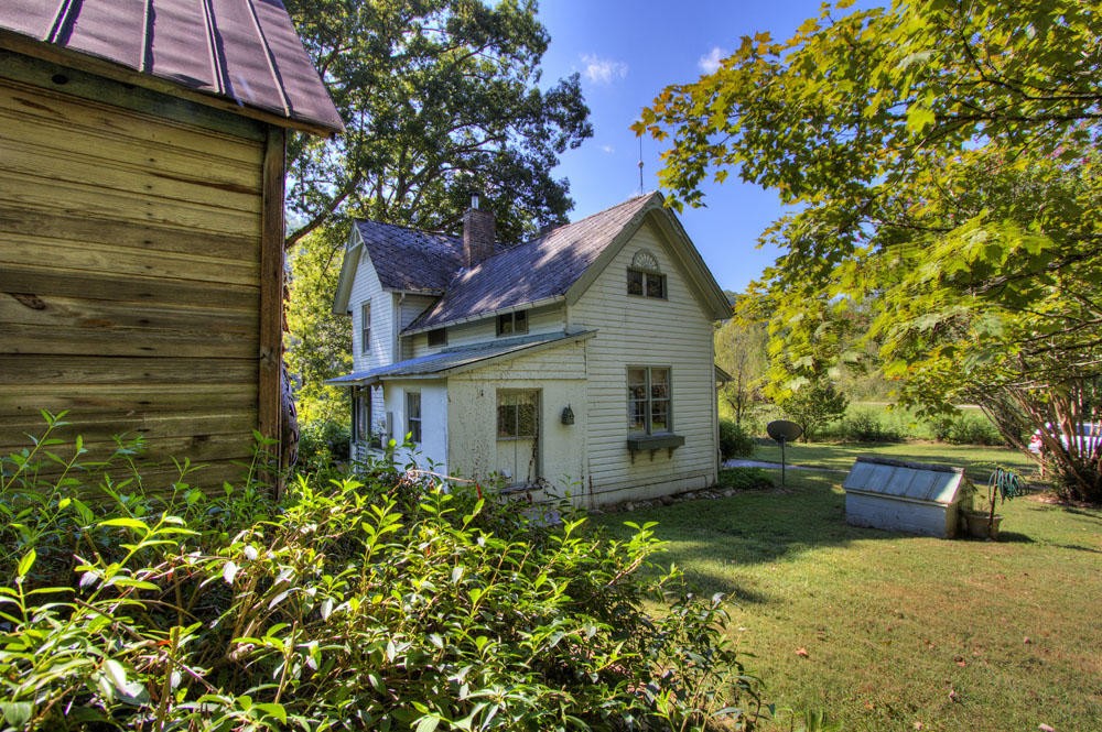 545 Martin Valley Road Walland, TN 37886 - Photo 6 of 35 Gallery Image 6