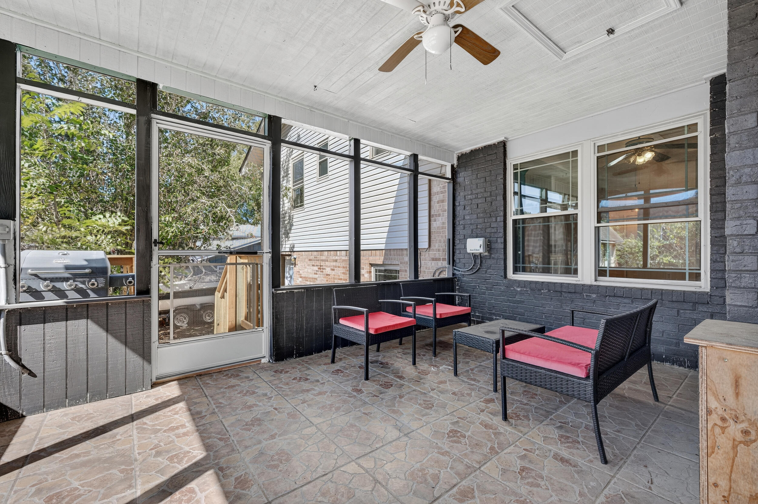 115 Campbell Street Crestview, FL 32536 - Photo 38 of 87 FLORIDA ROOM