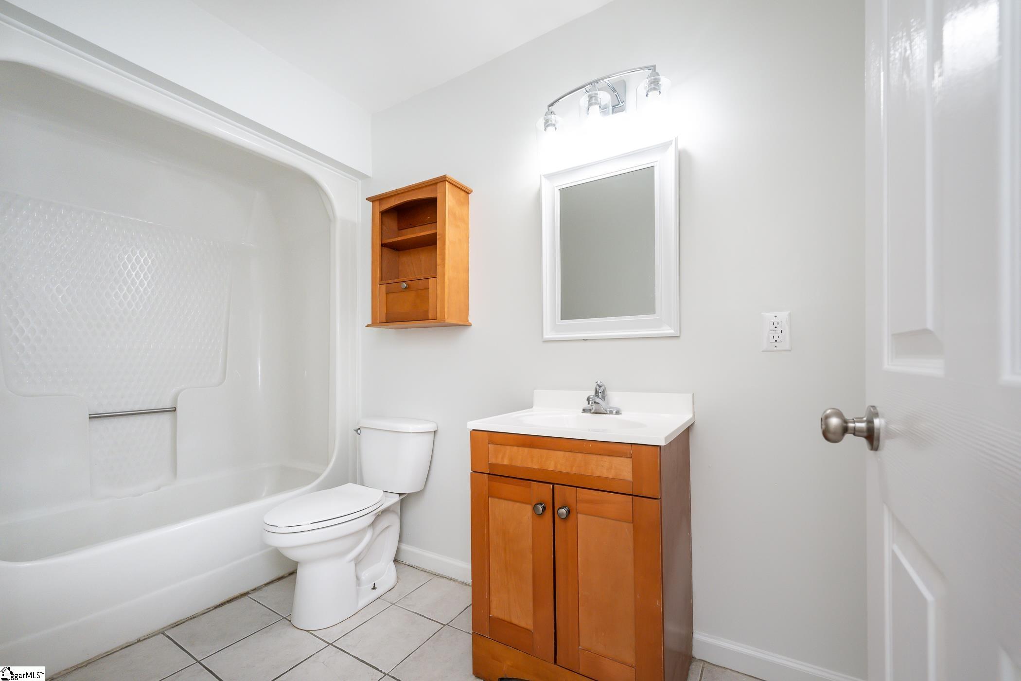 109 Elcon Drive Greer, SC 29650 - Photo 16 of 21