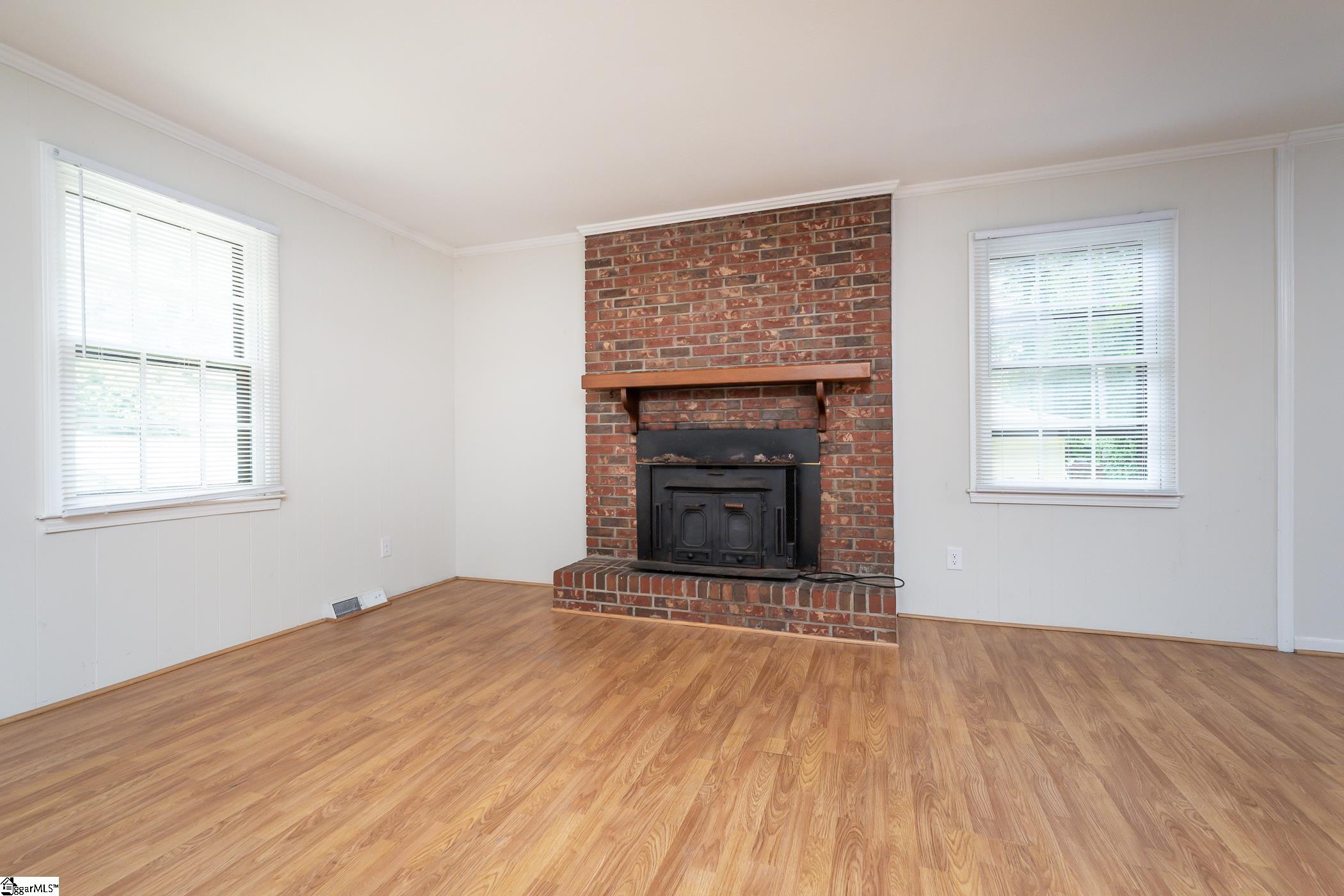 109 Elcon Drive Greer, SC 29650 - Photo 5 of 21