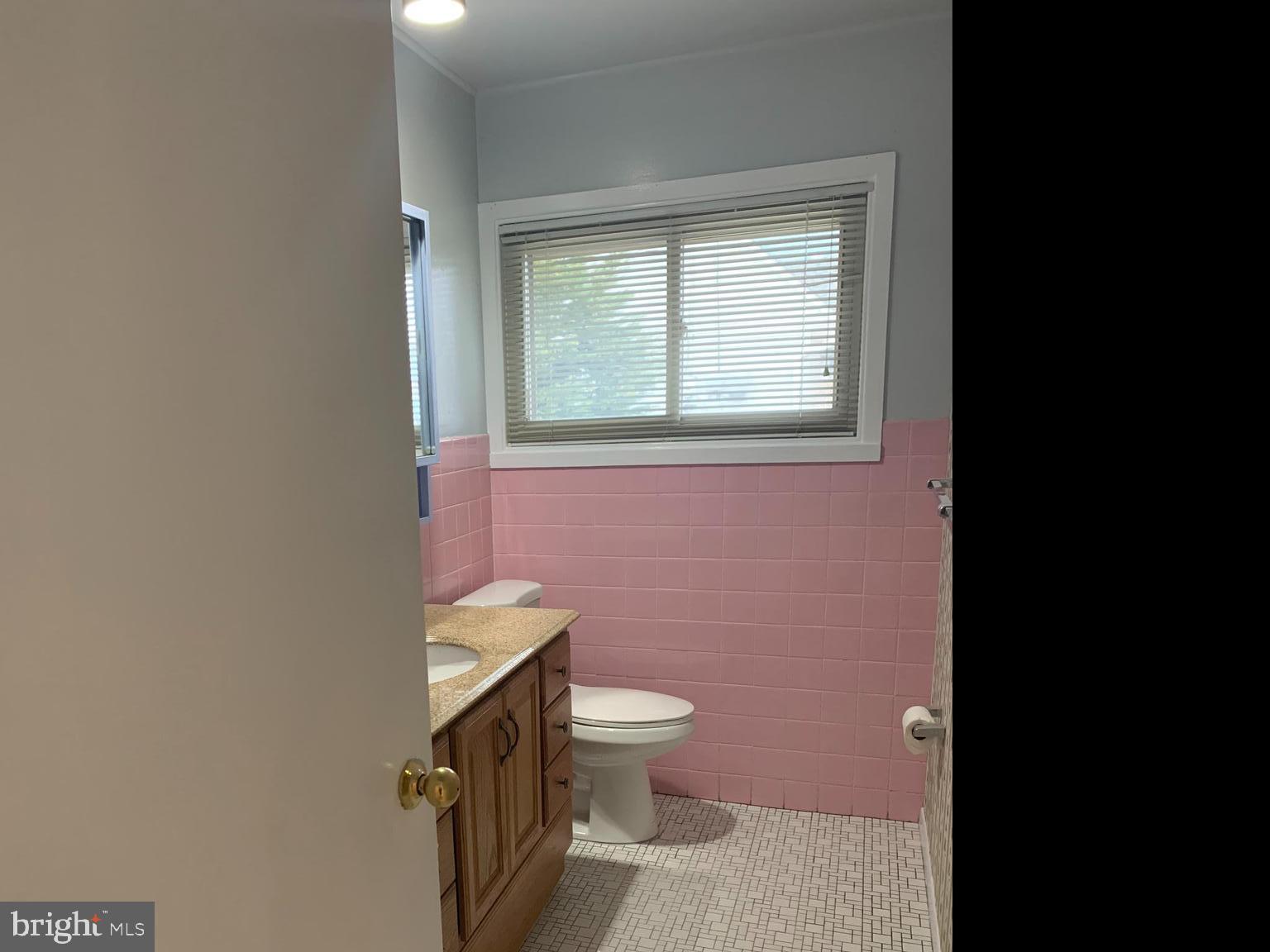 27 Fruitree Road Levittown, PA 19056 - Photo 36 of 62
