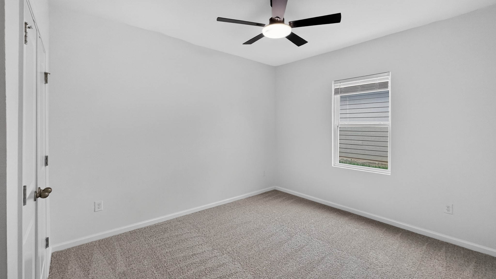 337 Line Of Fire Way Jarrell, TX 76537 - Photo 12 of 40 Gallery Image 12