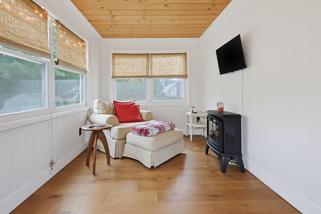 67 Branch Road Weymouth, MA 02190 - Photo 5 of 41