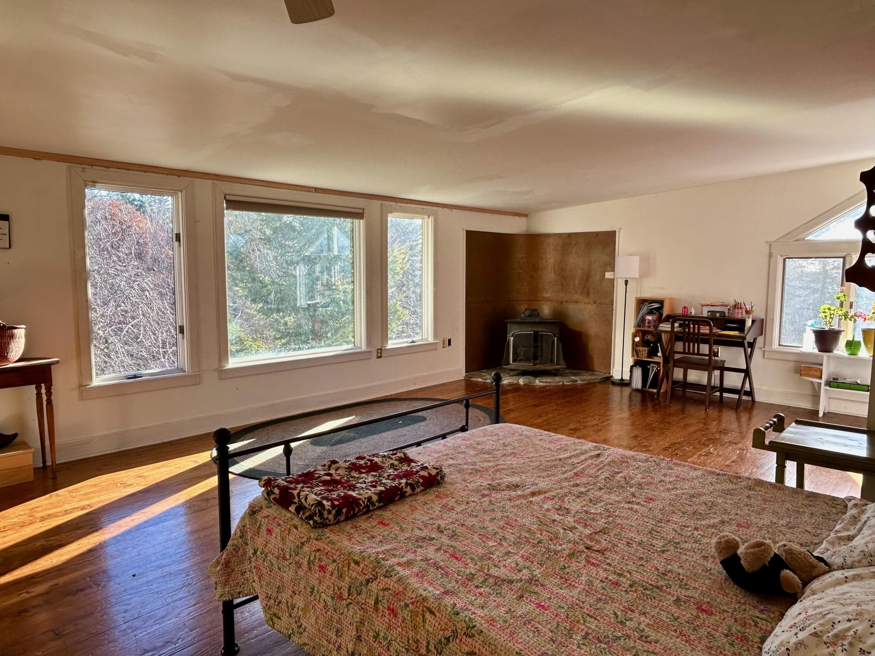 97 Ellsworth Road Blue Hill, ME 04614 - Photo 23 of 33 Primary Suite
