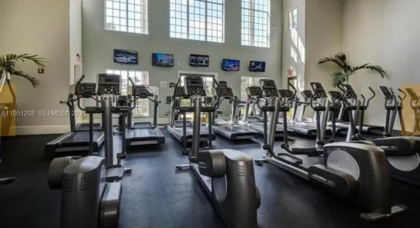 $2,000 | 2334 Grand Central Parkway, Unit 7, Orlando, FL 32839