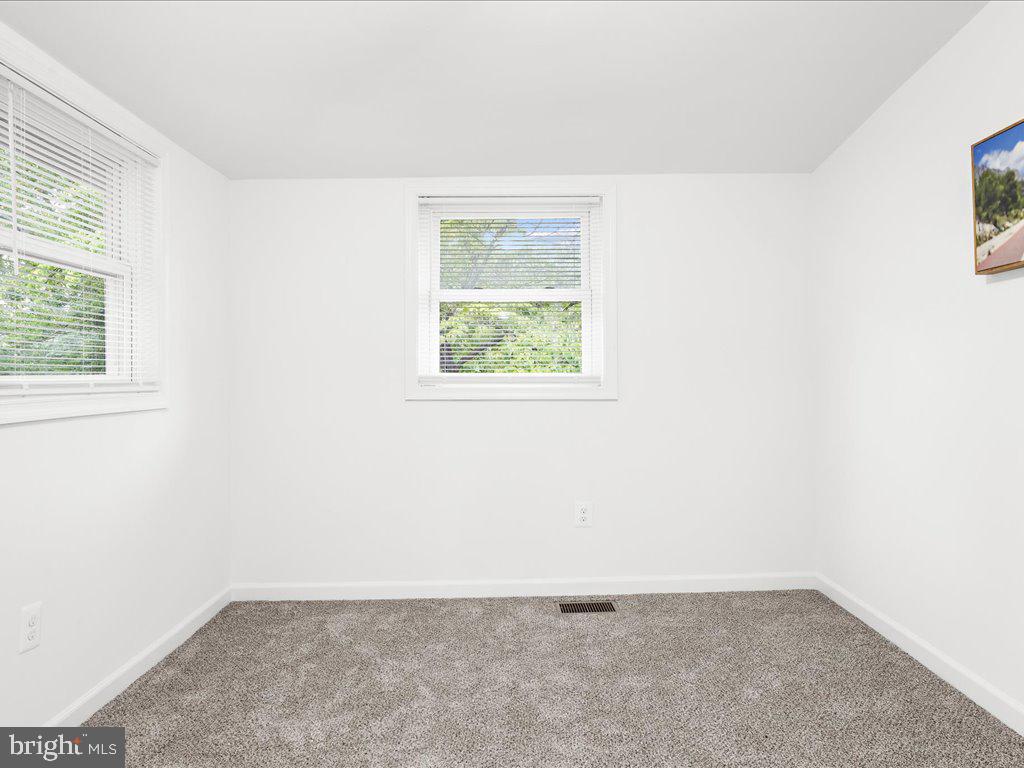 1 Elm Road Riva, MD 21140 - Photo 21 of 45 1st Floor Bedroom 3