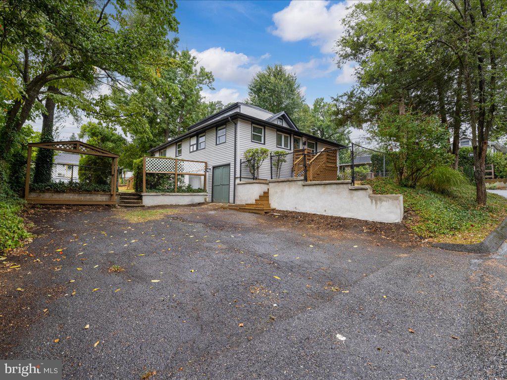 1 Elm Road Riva, MD 21140 - Photo 41 of 45 Driveway