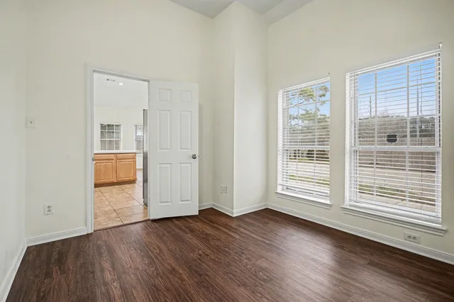 $334,900 | 1601 Oak Pl Court, Pearland, TX 77581