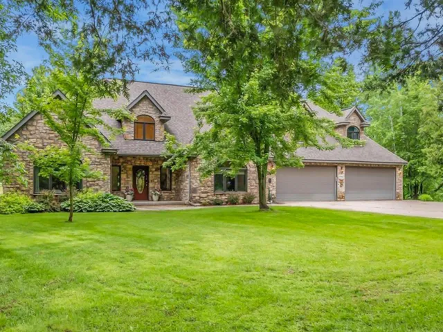 $649,000 | 19945 Edgewater Road, Pine City, MN 55063