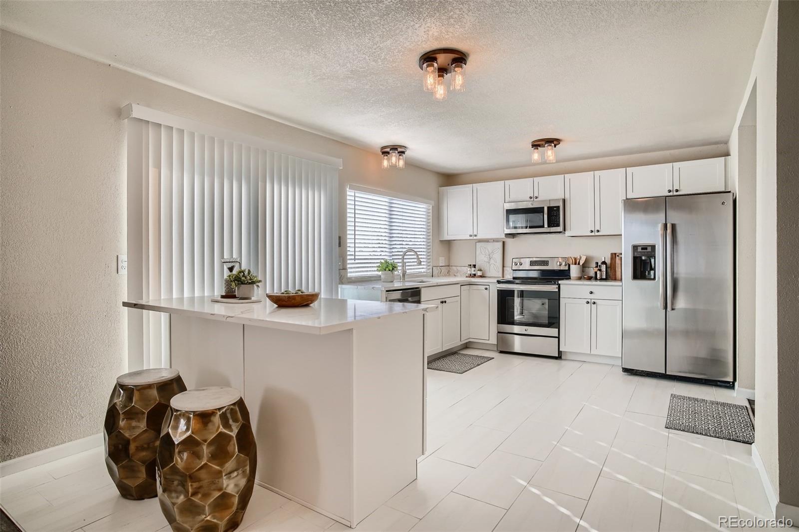 5484 South Cimarron Road Littleton, CO 80123 - Photo 10 of 39