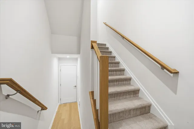 $700,000 | 22361 Roanoke Rise Terrace, Ashburn, VA 20148