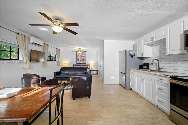 $1,700 | 1181 Northeast 160th Street, North Miami Beach, FL 33162