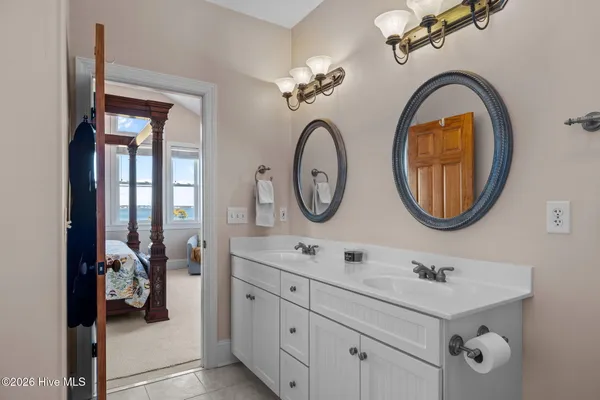 $2,125,000 | 4204 Emerald Drive, Emerald Isle, NC 28594