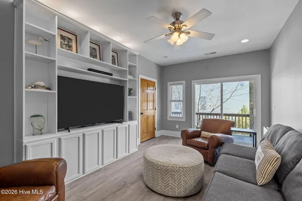 $2,125,000 | 4204 Emerald Drive, Emerald Isle, NC 28594