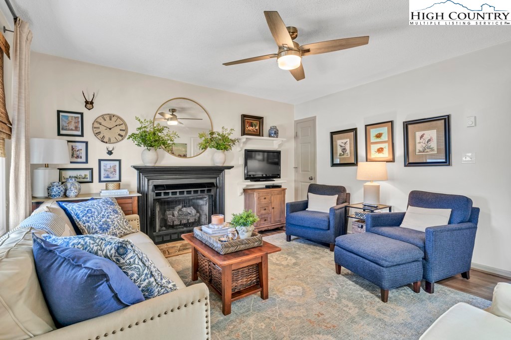 129 Bunny Lane, Unit E1 Boone, NC 28607 - Photo 4 of 16