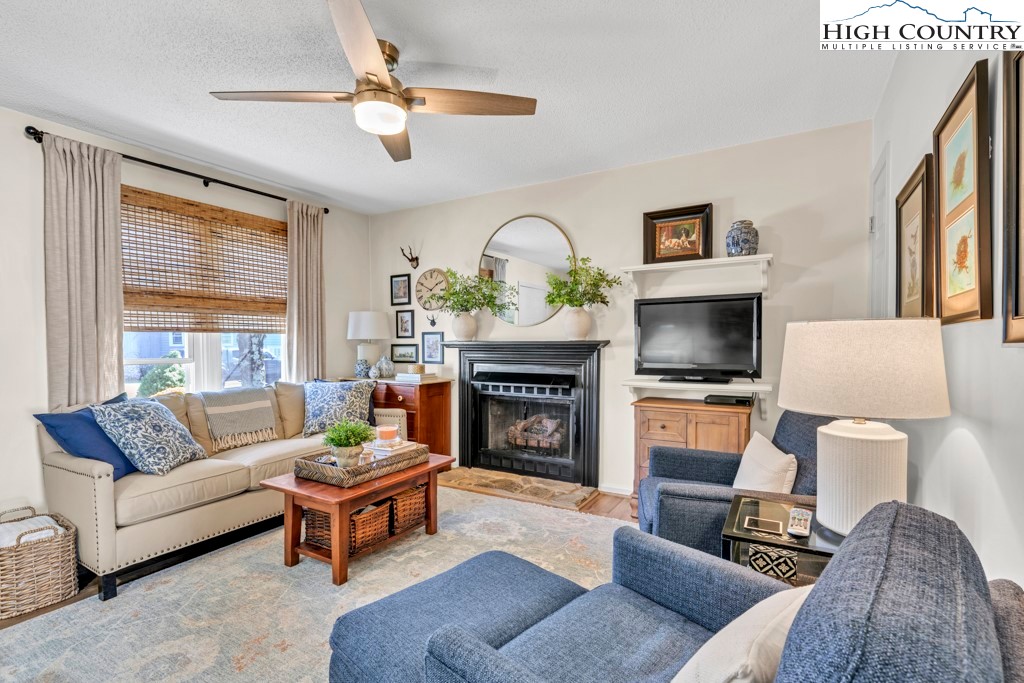 129 Bunny Lane, Unit E1 Boone, NC 28607 - Photo 5 of 16