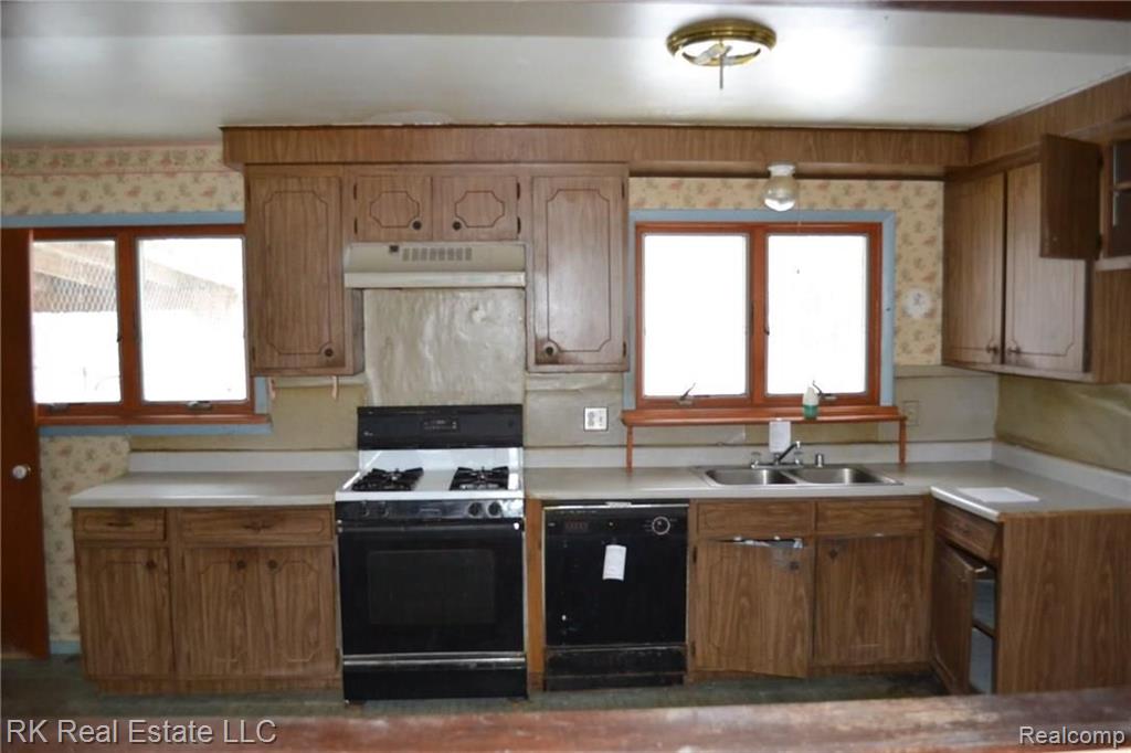 585 Lehigh Road Rochester Hills, MI 48307 - Photo 5 of 13