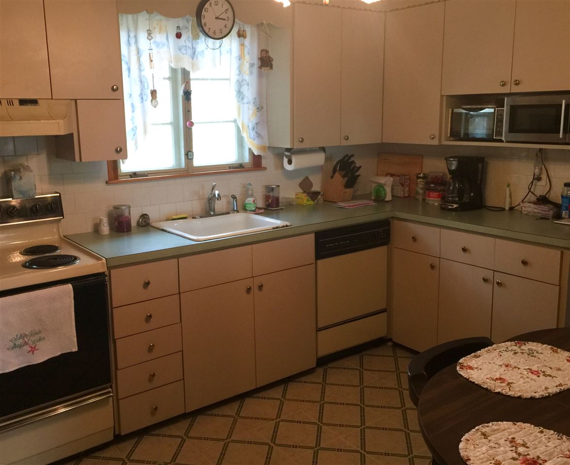 35 Cross Street Methuen, MA 01844 - Photo 4 of 5