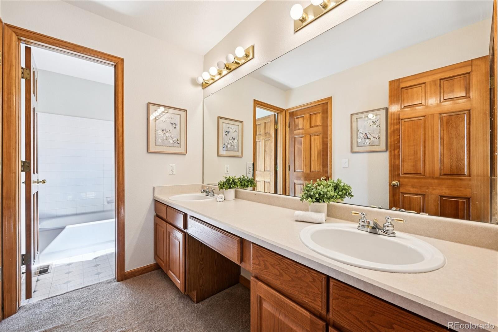 10166 Knoll Circle Highlands Ranch, CO 80130 - Photo 29 of 37