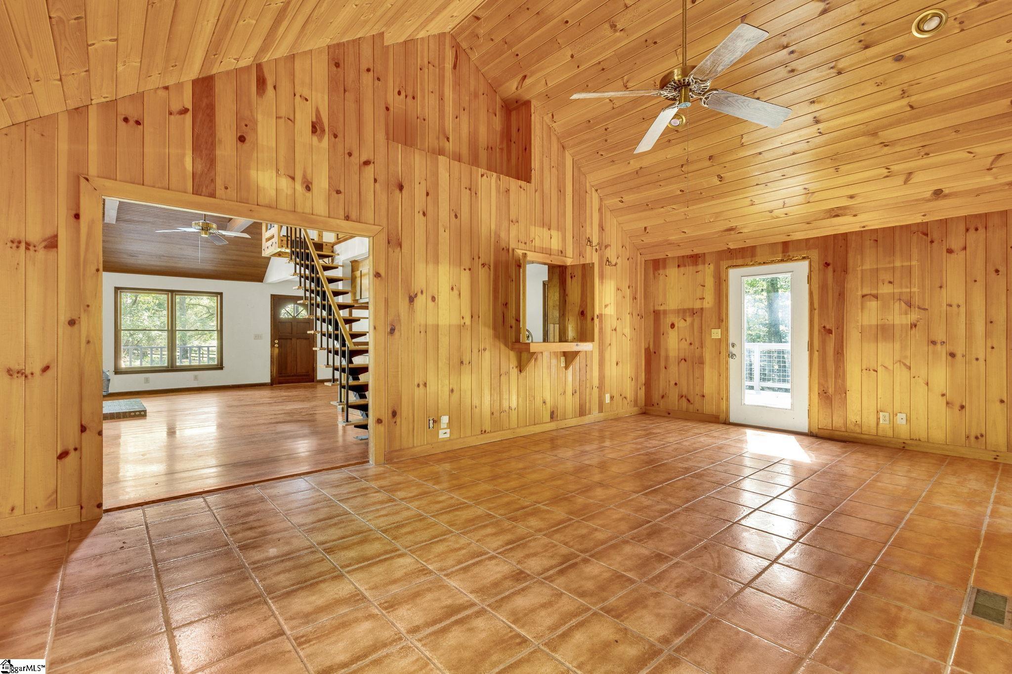 349 Woodside Road Simpsonville, SC 29680 - Photo 13 of 36