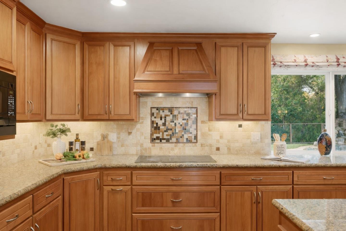 13243 Via Ranchero Drive Saratoga, CA 95070 - Photo 13 of 92