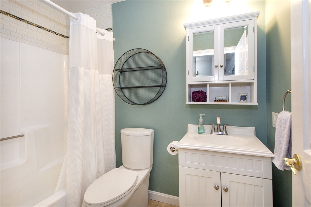 13 Schofield Road, Unit 13 Kingston, MA 02364 - Photo 13 of 23 Gallery Image 13