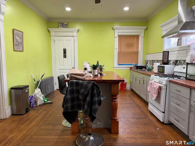 $385,000 | 262 Sherman Avenue, New Haven, CT 06511