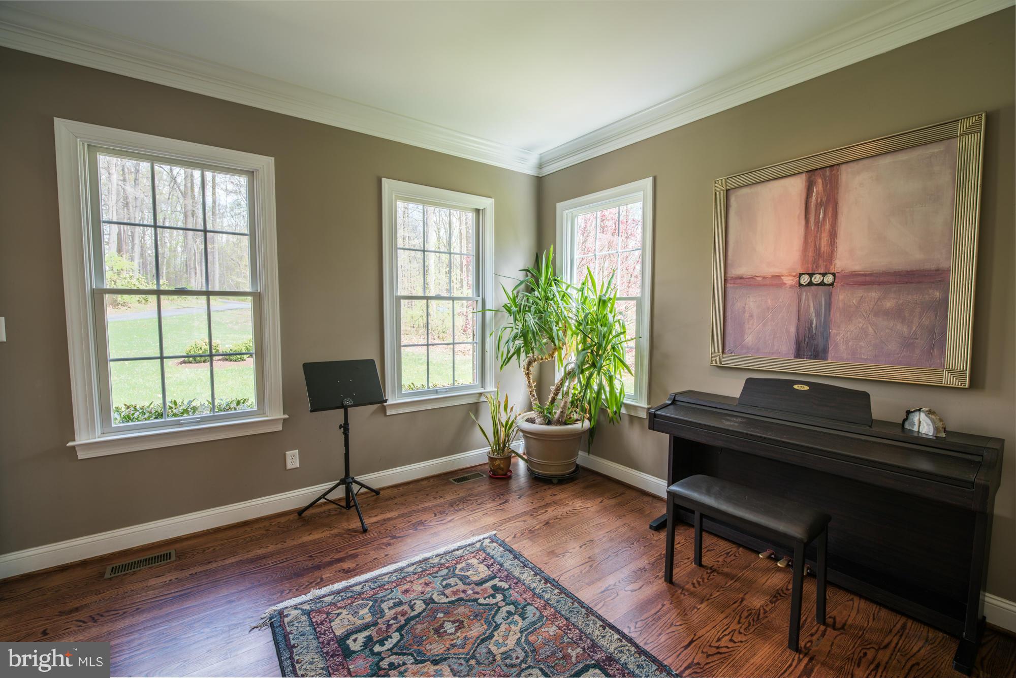 17143 Wesley Chapel Road Monkton, MD 21111 - Photo 4 of 30 Living Room