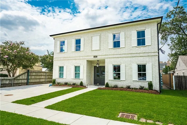 $2,400 | 808 Bonnabel Boulevard, Unit D, Metairie, LA 70005