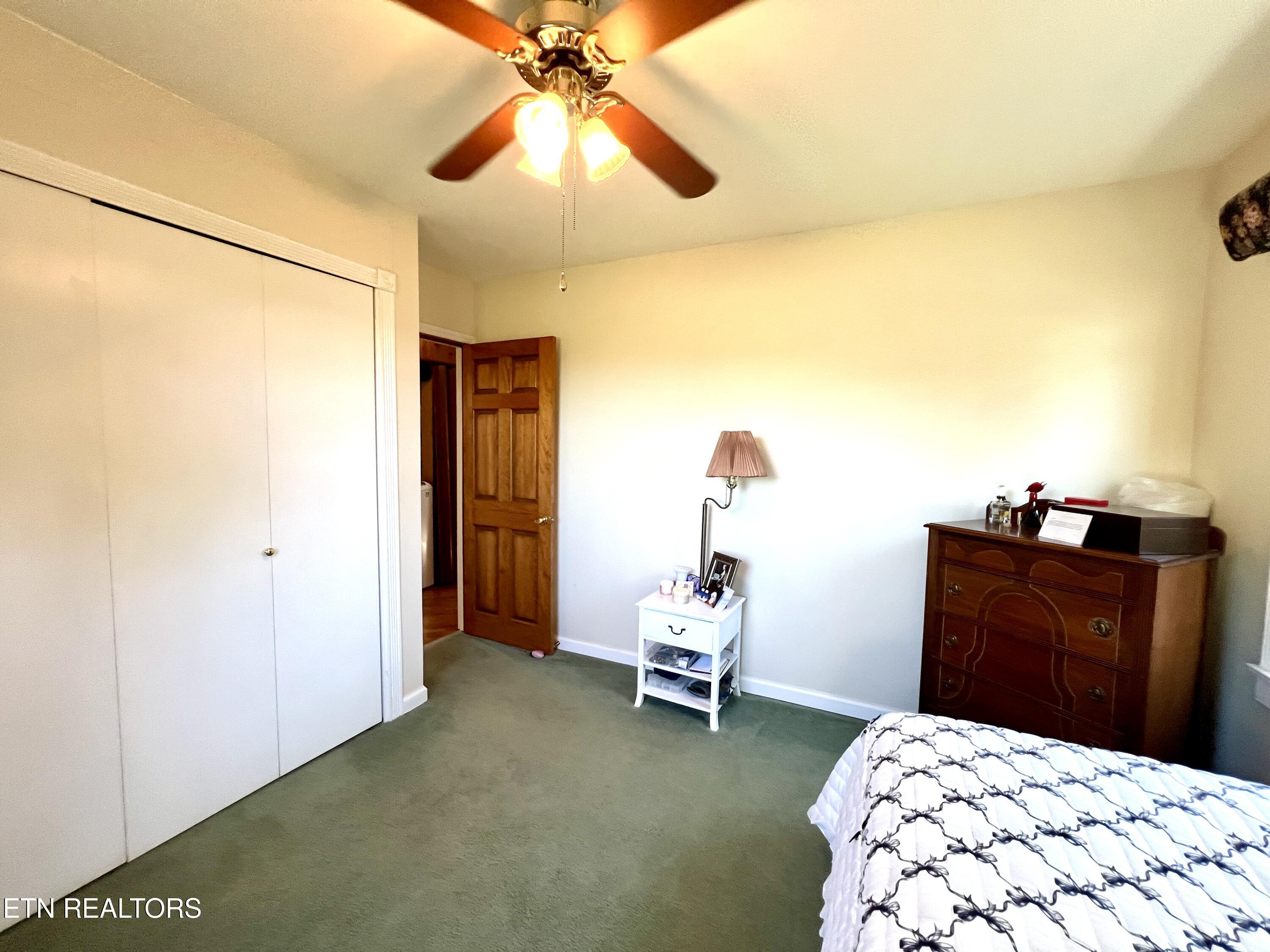 934 Flat Creek Road Sevierville, TN 37876 - Photo 20 of 32 20250929_132210474_iOS
