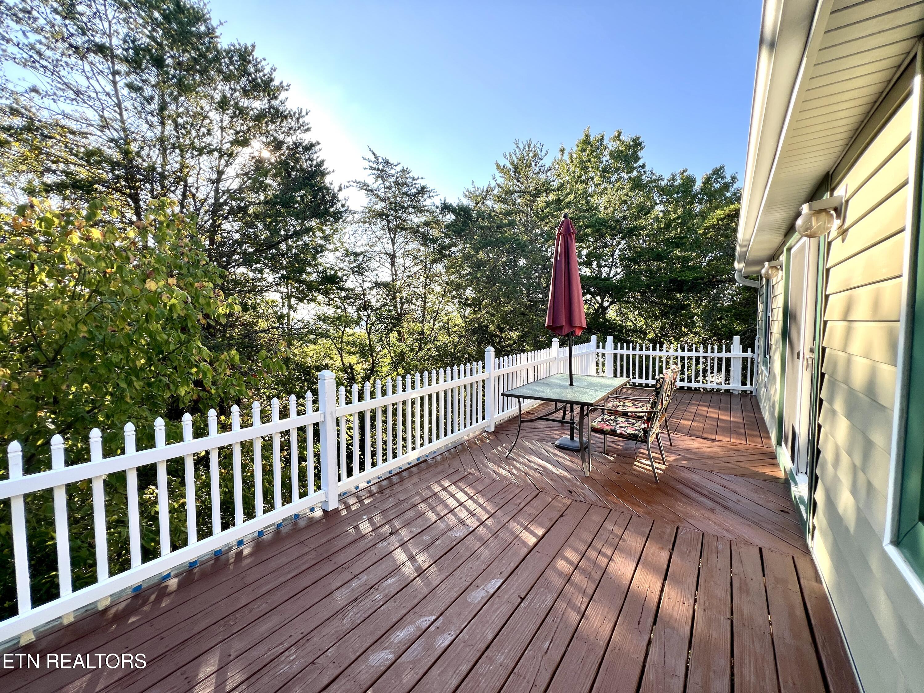 934 Flat Creek Road Sevierville, TN 37876 - Photo 27 of 32 20250929_132113956_iOS