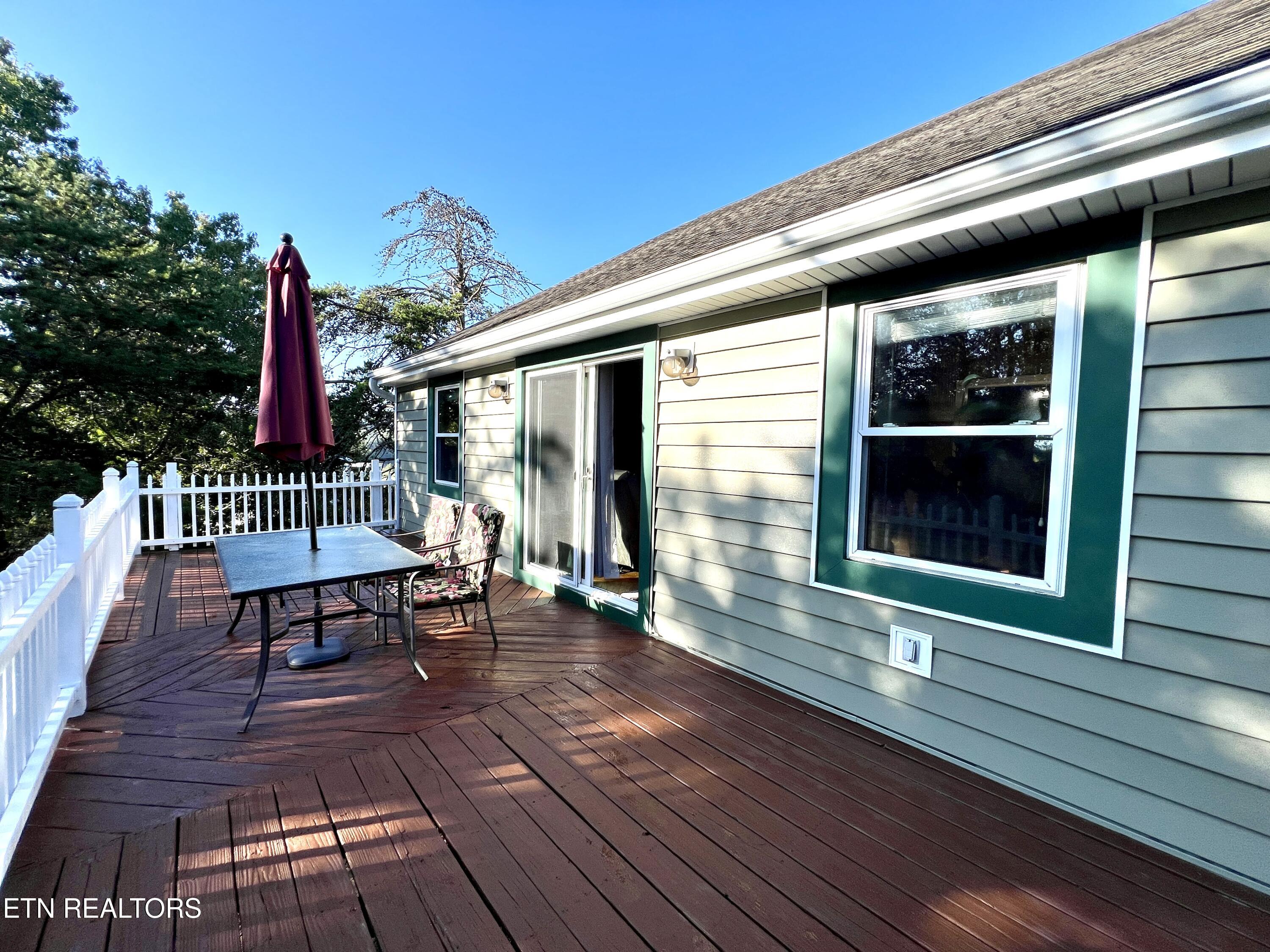 934 Flat Creek Road Sevierville, TN 37876 - Photo 29 of 32 20250929_132128786_iOS