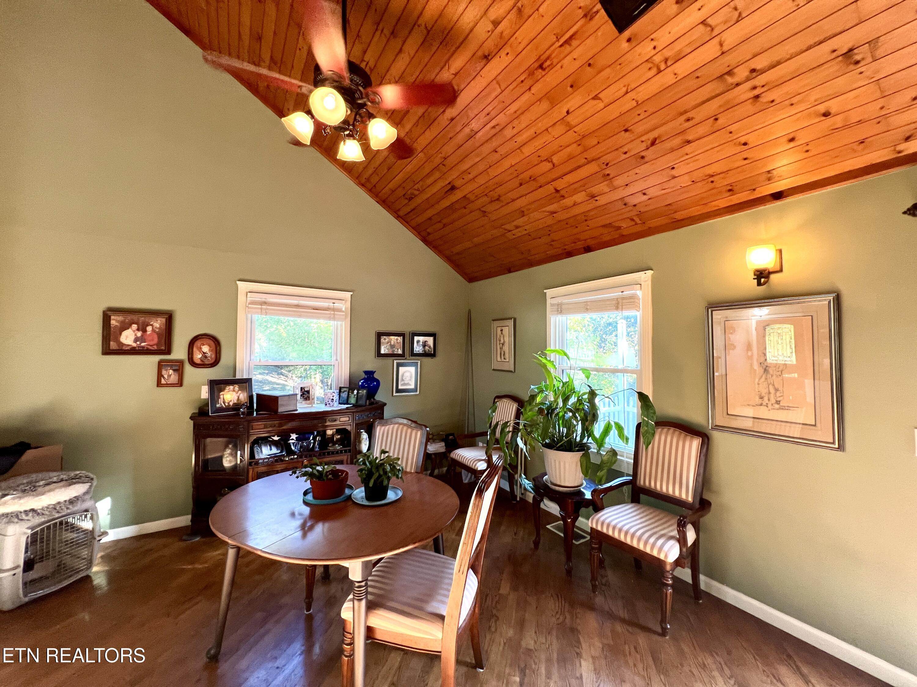 934 Flat Creek Road Sevierville, TN 37876 - Photo 7 of 32 20250929_132056346_iOS