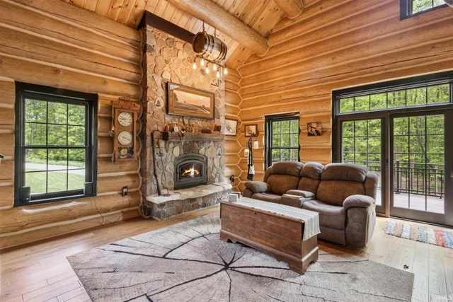 $655,000 | 7428 East 400 North, Rolling Prairie, IN 46371