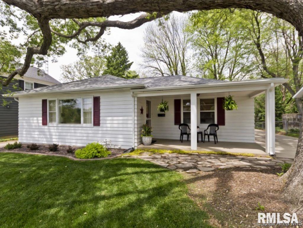 1713 West Lawrence Avenue Springfield, IL 62704 - Photo 1 of 36 Gallery Image 1