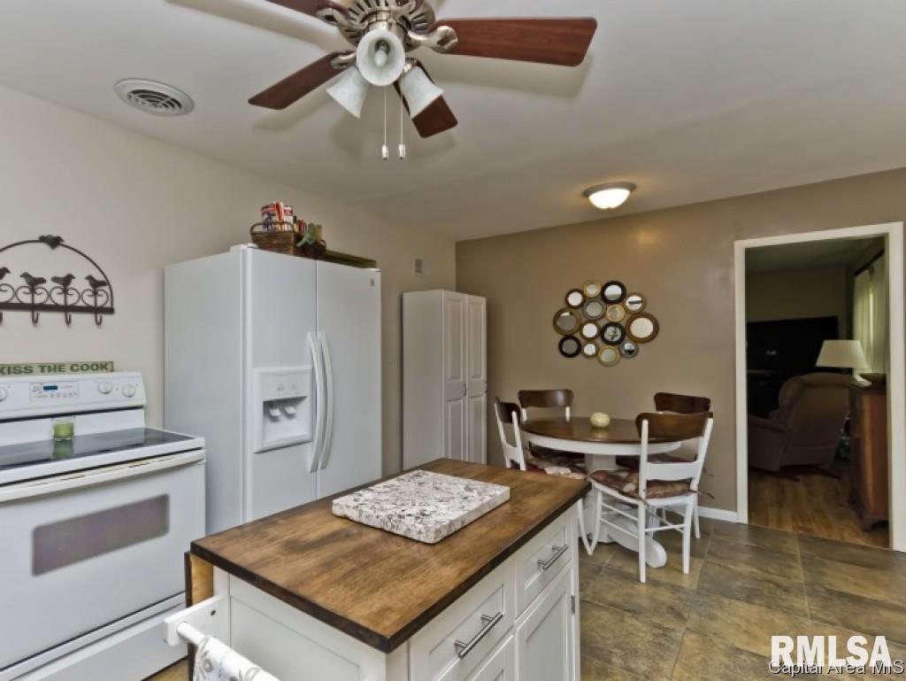 1713 West Lawrence Avenue Springfield, IL 62704 - Photo 11 of 36 Gallery Image 11