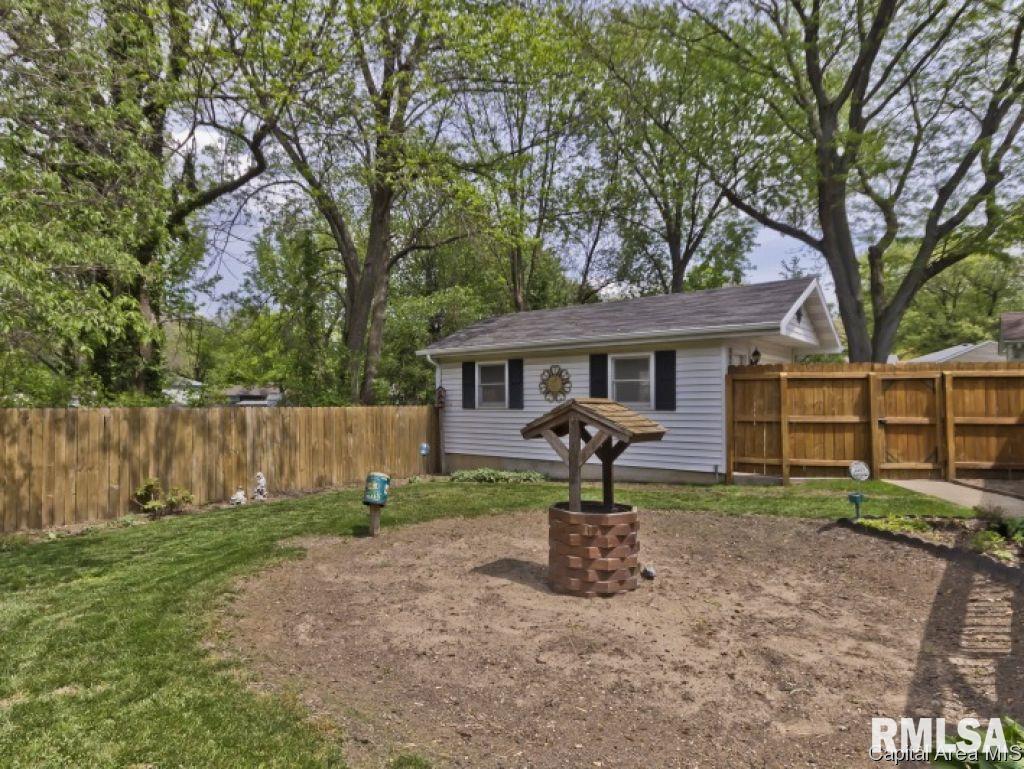 1713 West Lawrence Avenue Springfield, IL 62704 - Photo 32 of 36 Gallery Image 32