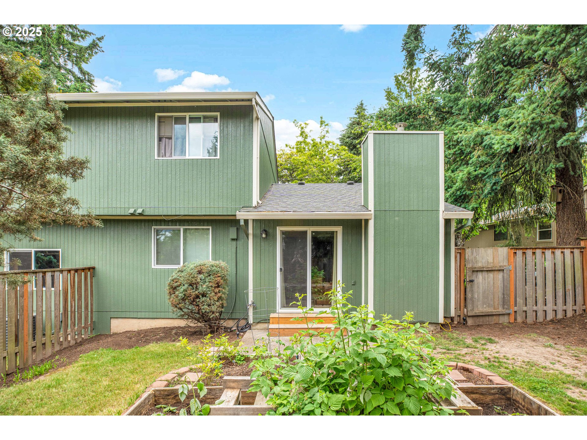 9744 Southwest Davies Road Beaverton, OR 97008 - Photo 23 of 29 Gallery Image 23