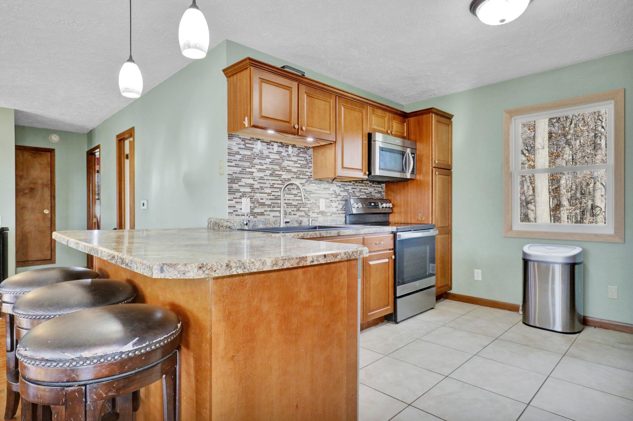 449 Johnson Road Saranac, MI 48881 - Photo 5 of 40 10-web-or-mls-Open Ended Media-10