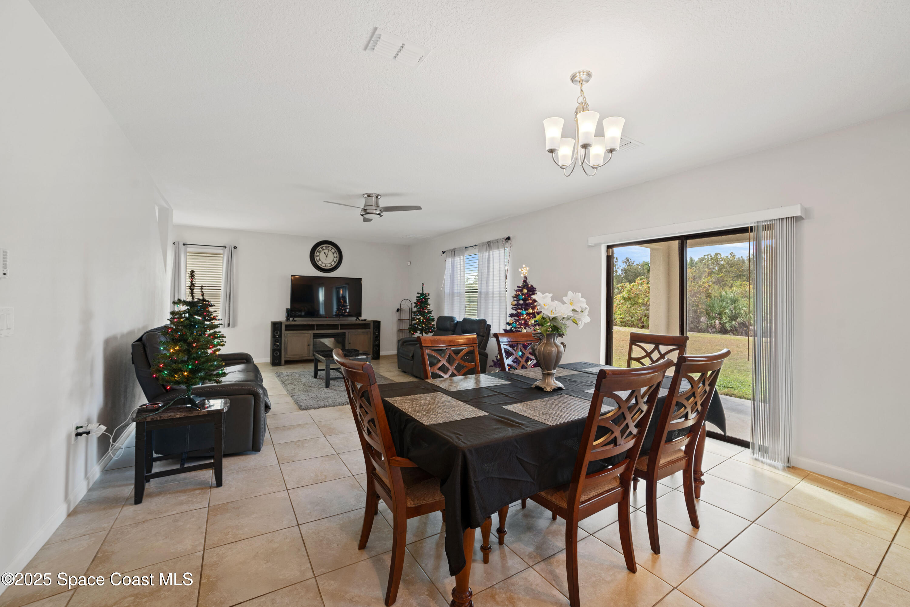 778 Old Country Rd S East Palm Bay, FL 32909 - Photo 8 of 25 8