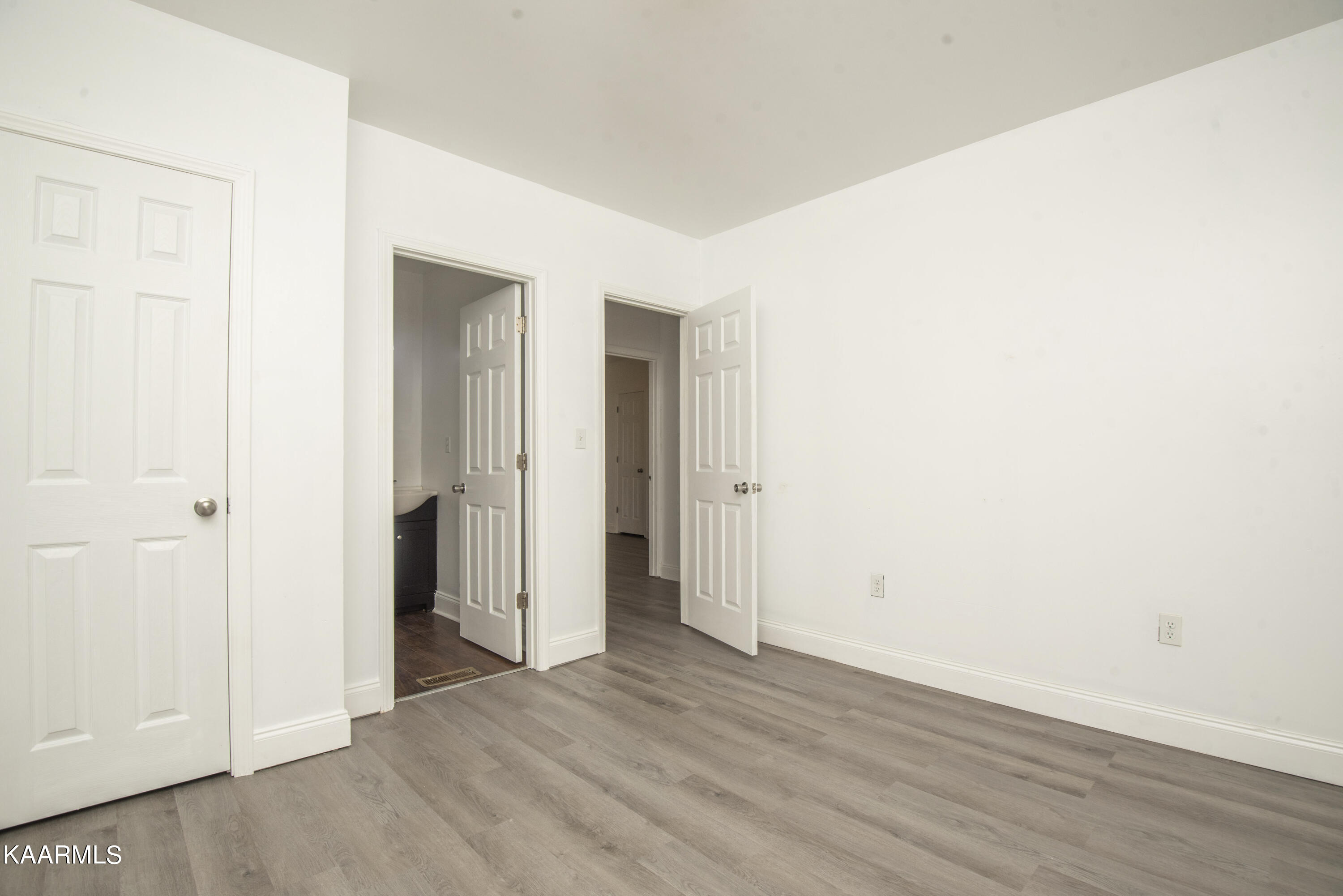 7809 Swaggerty Road Knoxville, TN 37920 - Photo 25 of 46 master bed 1_1