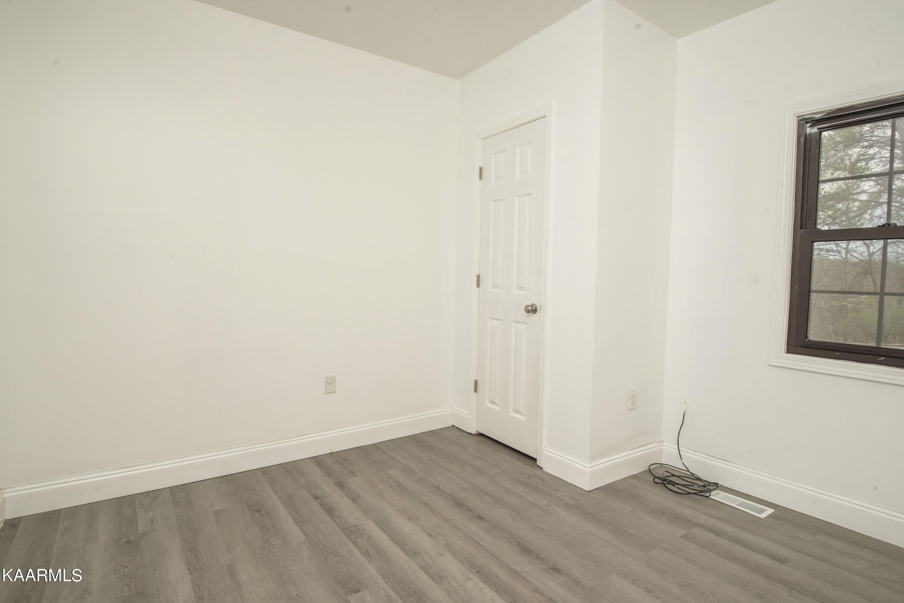 7809 Swaggerty Road Knoxville, TN 37920 - Photo 36 of 46 third bed 3_1