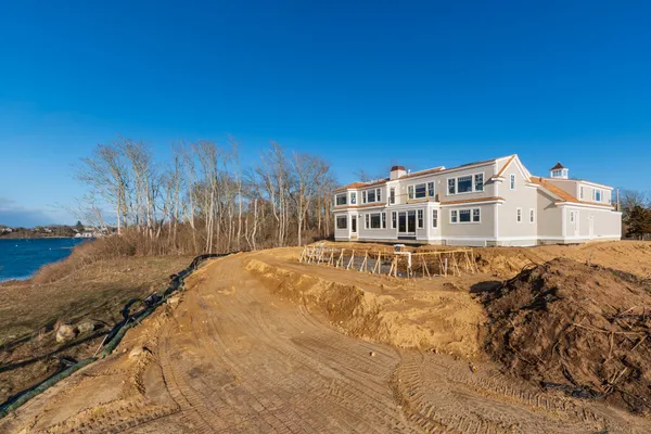 $12,999,900 | 157 Bridge Street, Chatham, MA 02633